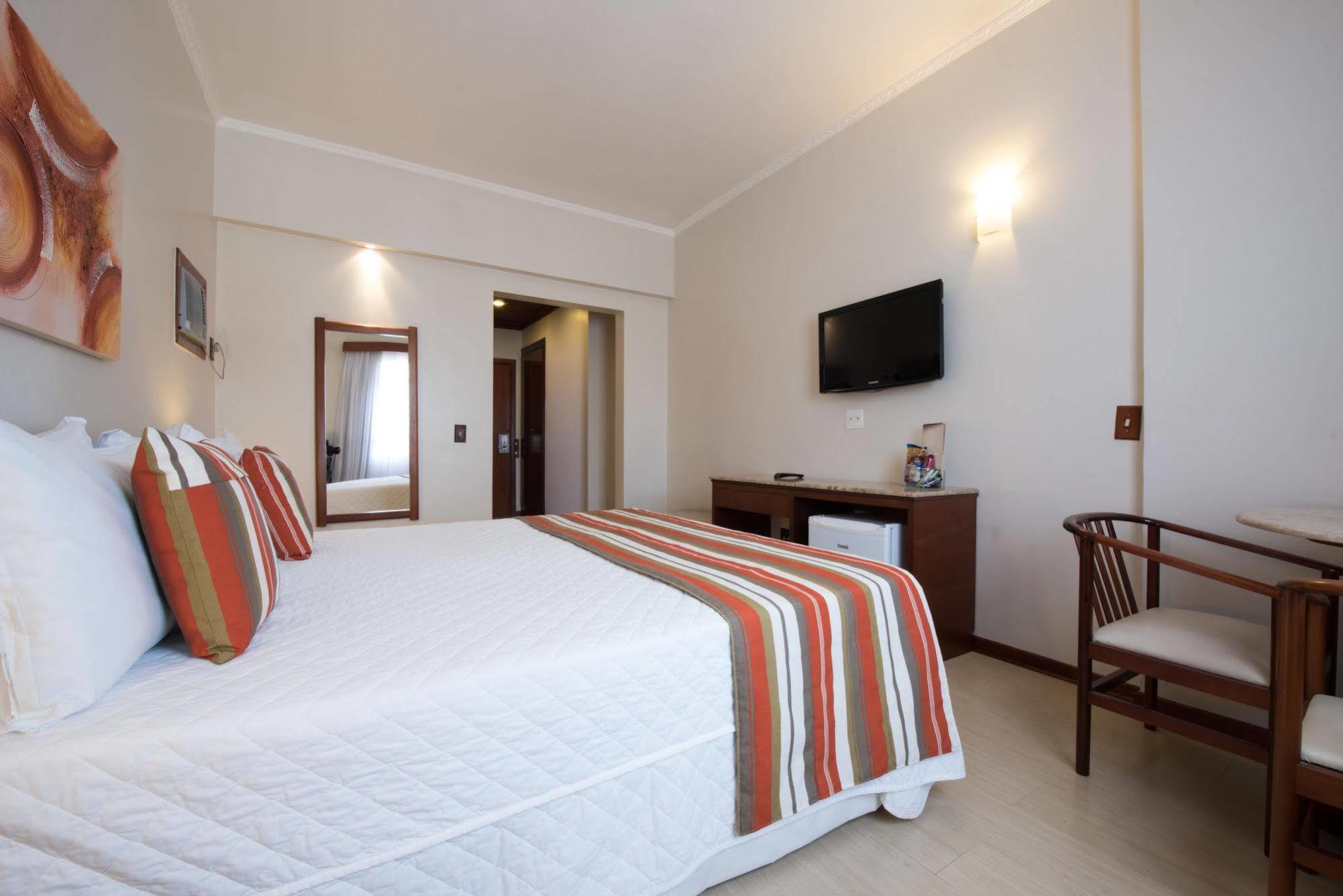 Hotel Carlton Plaza Poços de Caldas Eksteriør bilde