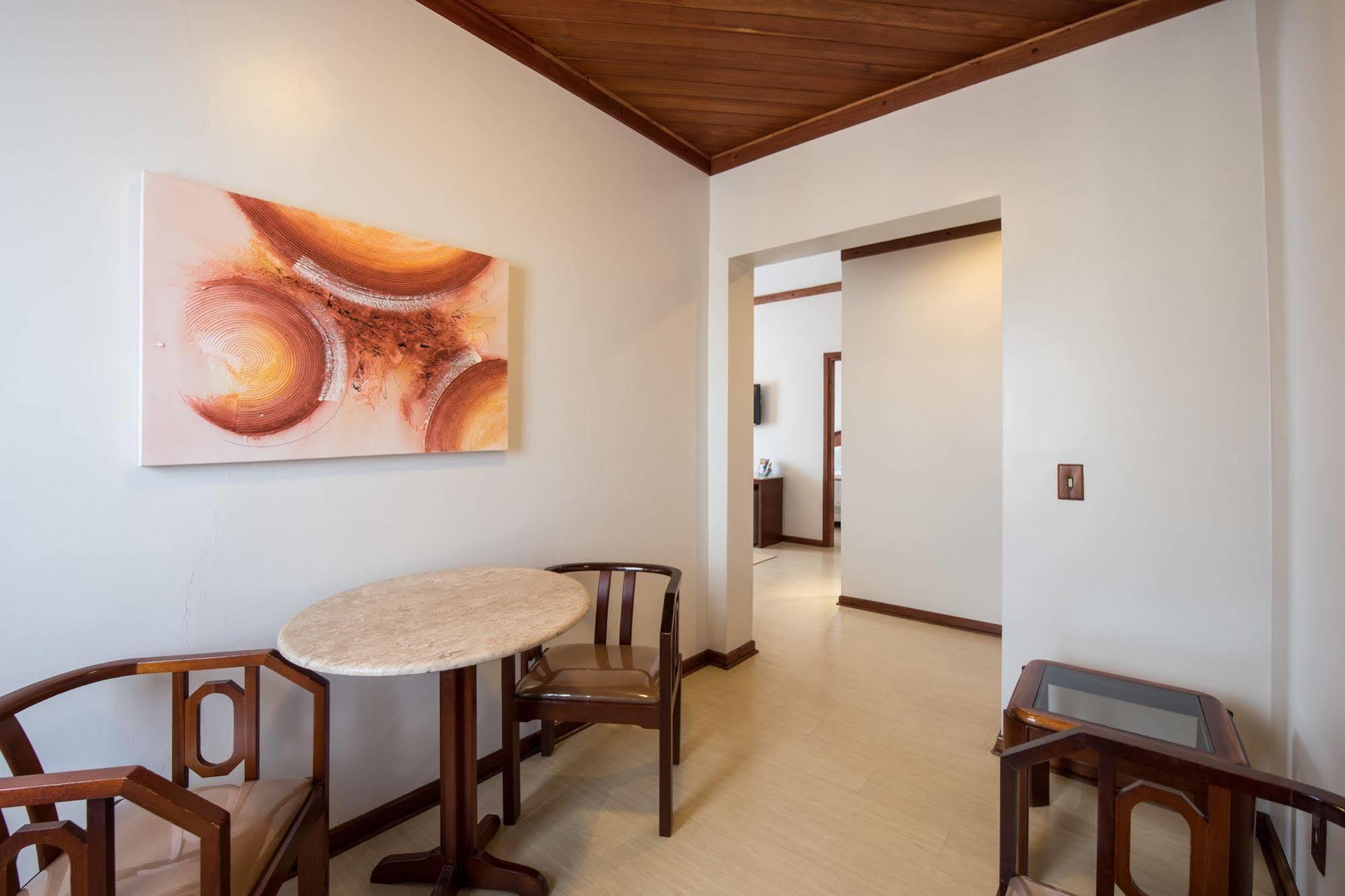 Hotel Carlton Plaza Poços de Caldas Eksteriør bilde