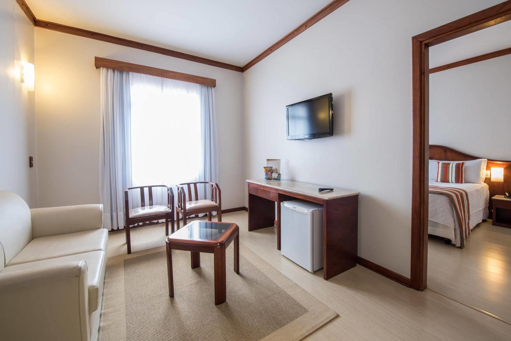 Hotel Carlton Plaza Poços de Caldas Eksteriør bilde
